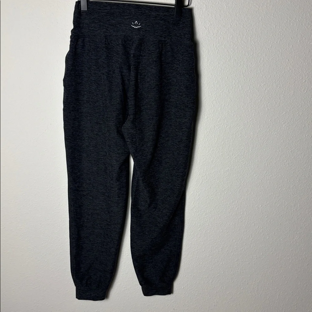 Beyond Yoga Spacedye Midi Jogger Heathered Gray - Picture 2 of 4